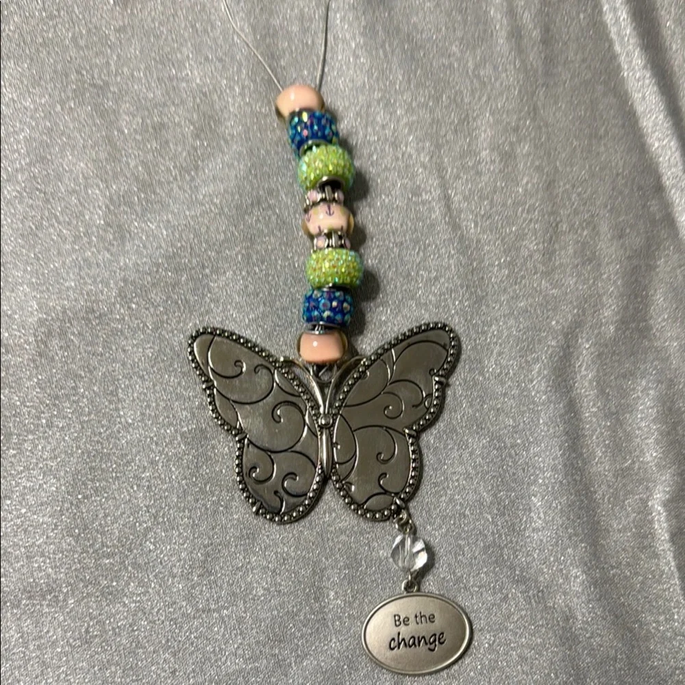 🦋✨ Holographic Butterfly Rearview Mirror Hanger – Boho Car Charm - Picture 5 of 9